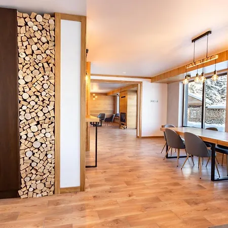 Tophill House Chalet Palyanytsya