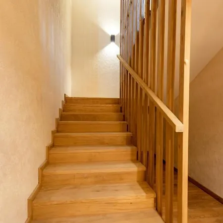 Tophill House Chalet