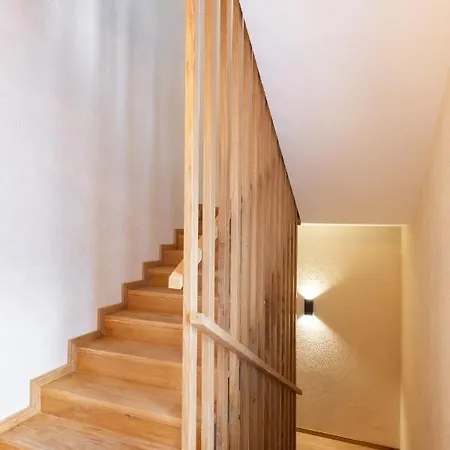 Chalet Tophill House *