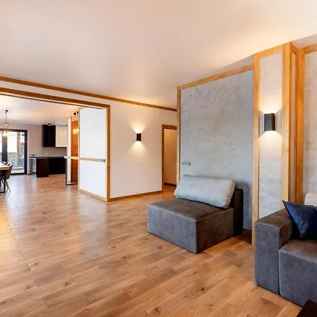 Alpesi faház Tophill House Poljanicja