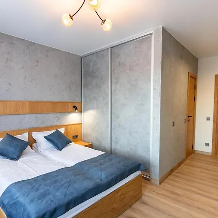 Tophill House Alpesi faház *